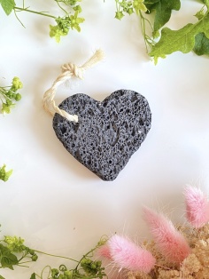 Pierre ponce en forme de coeur