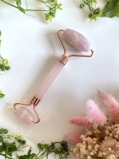 Rouleau de massage en quartz rose