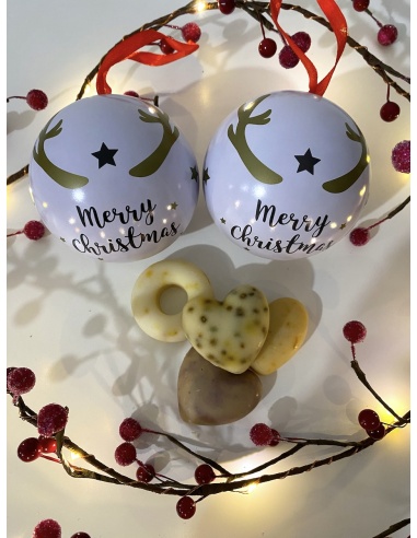 Boule de Noël avec savon à accrocher dans le sapin