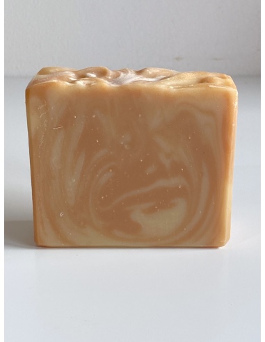 Savon au lait de jument et à l'huile de carthame